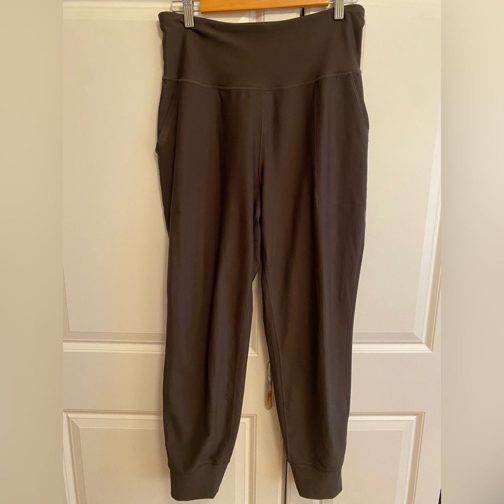 High-Waisted Powersoft Joggers Size Large